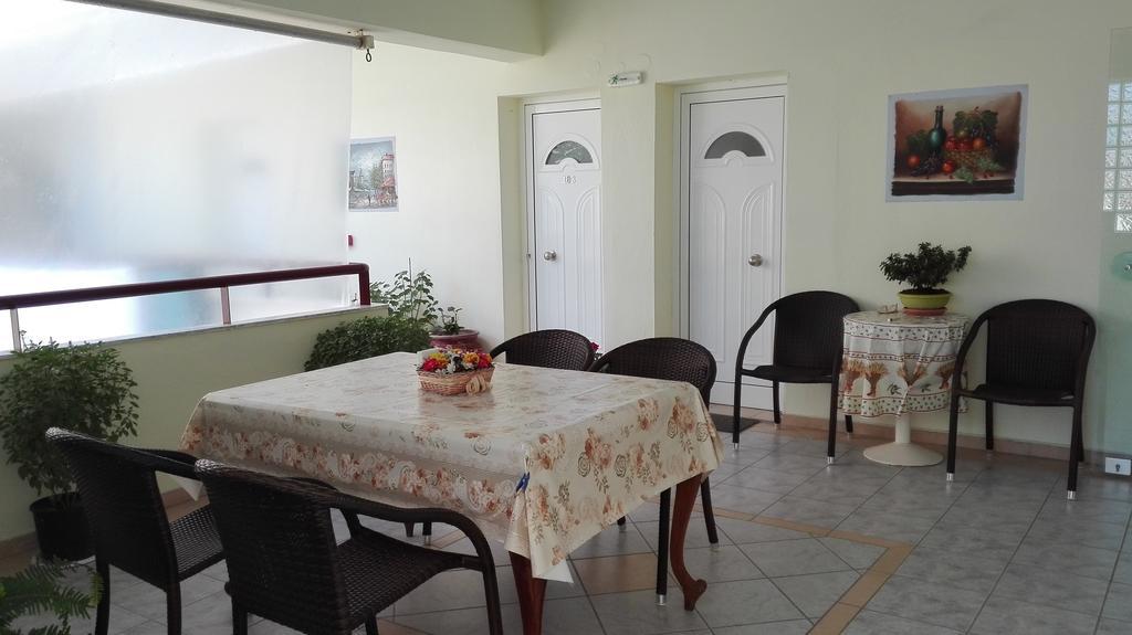 Familia Hotel Loutra Volvis Zewnętrze zdjęcie